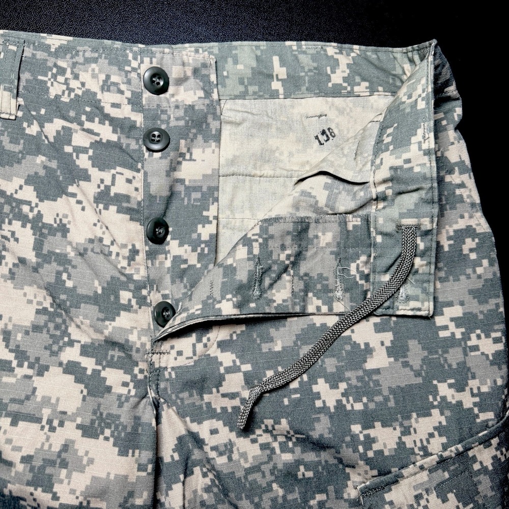 US Army ACU Combat Uniform Pants M Reg UCP Digital Camo Ripstop Nylon/Cotton - Picture 5 of 8